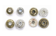 Bottoni improvvisi lavabili del metallo su ordine per forma rotonda dell'abbigliamento