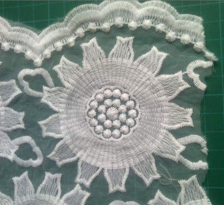 cotone del tessuto del pizzo ricamato organza di 80cm per i vestiti da sposa