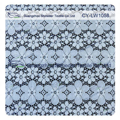 Disposizione floreale blu elastica del tessuto del pizzo dell'elastam di nylon per signora Garment