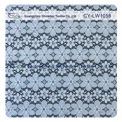 Disposizione floreale blu elastica del tessuto del pizzo dell'elastam di nylon per signora Garment