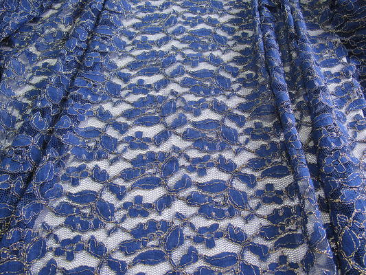 Tessuto metallico del pizzo all'uncinetto dell'oro di nylon del cotone del blu reale dall'iarda