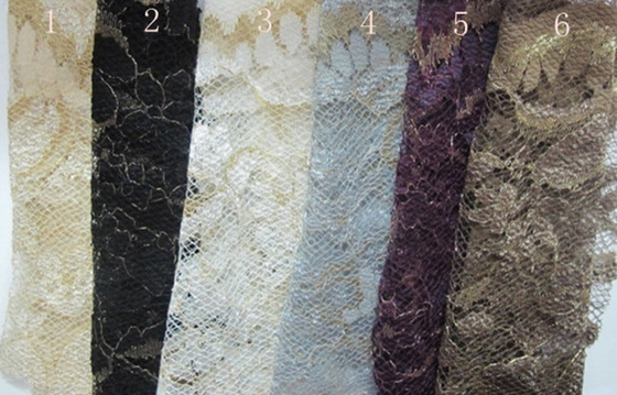 Tessuto ricamato metallico del pizzo dell'oro solubile in acqua per i vestiti da sposa