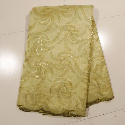 Tessuto del pizzo ricamato oro per il vestito da sposa, indumento