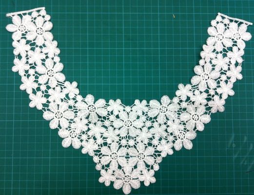 Motivo dell'abbigliamento del collare del cotone per i vestiti 35cm x 25cm, collare staccabile del pizzo