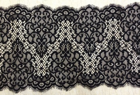 Guarnizione nera del pizzo del ciglio smerlata nylon per l'indumento decorativo