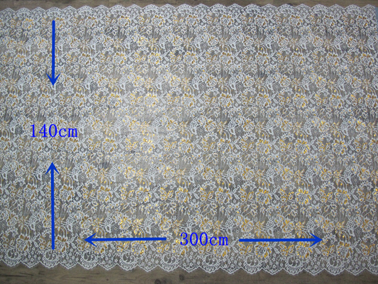 Guarnizione di nylon metallica dorata del pizzo del ciglio per la larghezza di modo 140CM dei vestiti