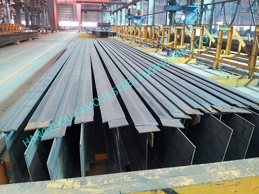 Il metallo ampio Clearspan industriale ripara Preengineered AISC 80 x 110