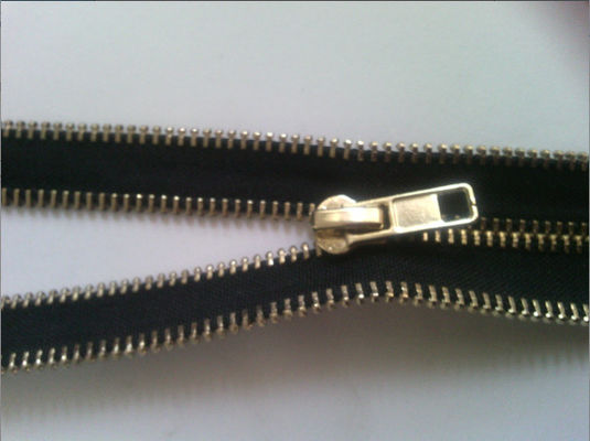 Il doppio zippa il nero su ordinazione/oro delle chiusure lampo dei vestiti con metallo #5