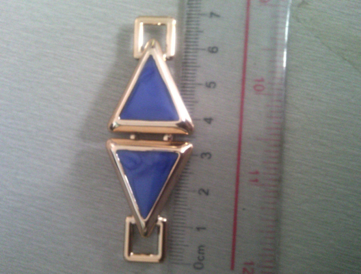 Adatti il fermaglio di cinghia del panno dell'ABS dell'oro e del blu, fermagli di cinghia freschi di 7cm