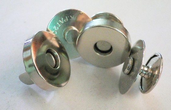 Metal il bottone magnetico di forte lavagna del nichel dei magneti del bottone del bottone automatico del fermaglio