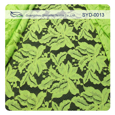 Tessuto di nylon del pizzo del cavo del cotone verde e nero per signora Garment, modello della foglia