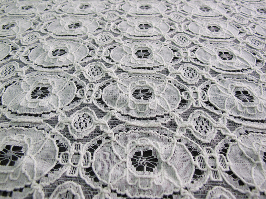 Tessuto di nylon del pizzo del cotone Strizzacervelli-Resistente, tessuto geometrico CY-LW0154 del fiore
